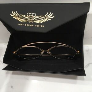 🏖️ 👌Amazing Tony Brown Design Unisex Frame 👌